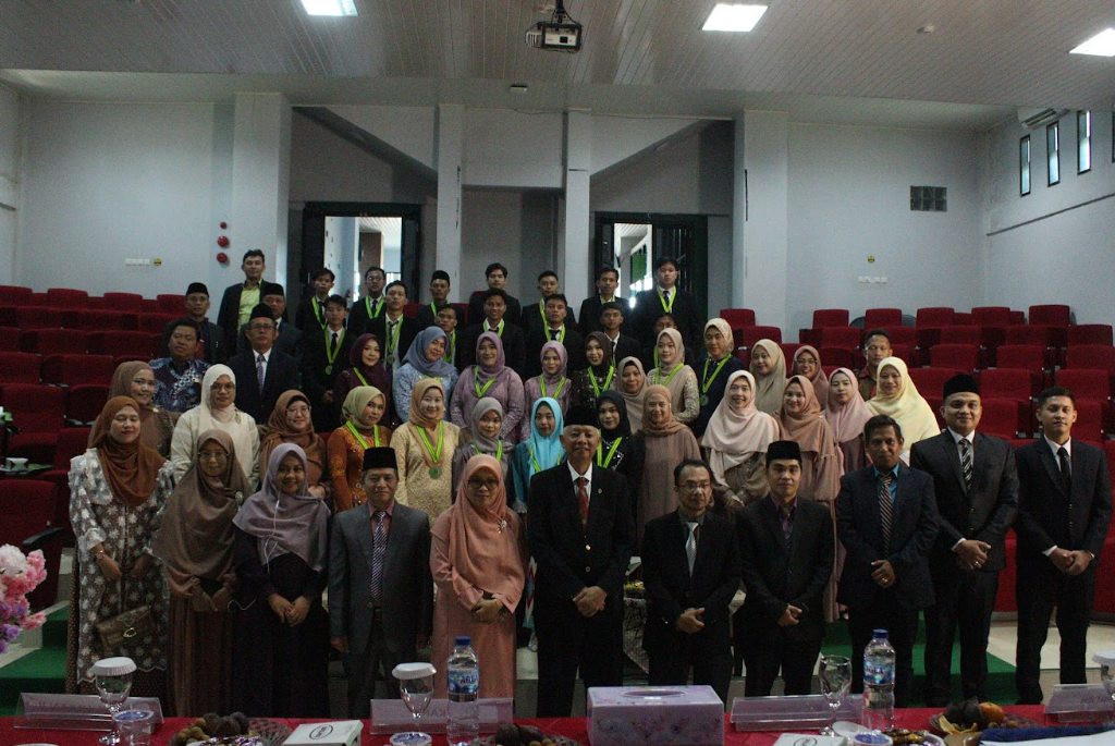 Fakultas Syariah dan Ekonomi Islam (FSEI) IAIN Curup Gelar Yudisium Angkatan ke-8, 26 Mahasiswa Resmi Lulus
