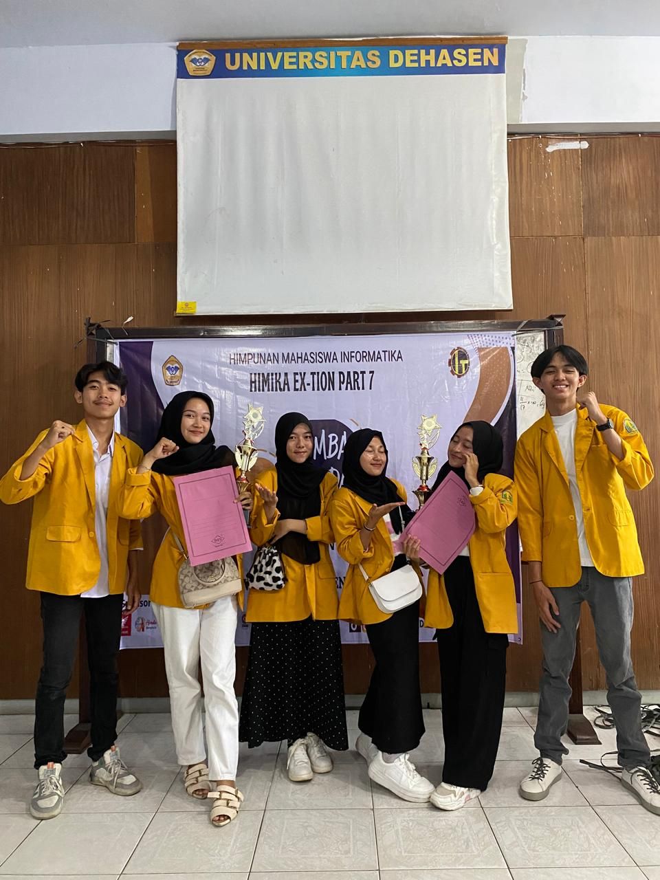 Mahasiswa Prodi HTN IAIN Curup Dominasi Lomba Cerdas Cermat pada Dies Natalis ke-7 Himpunan Mahasiswa Informatika Universitas Dehasen Bengkulu