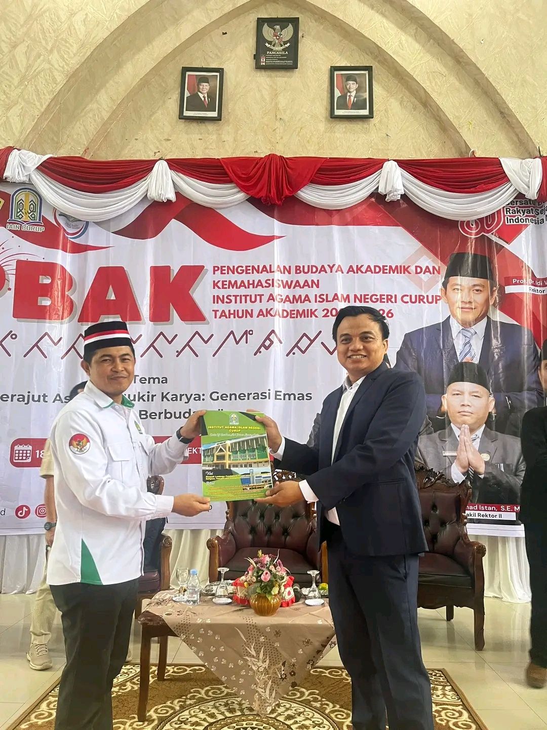 Menanamkan Adab Sejak Langkah Pertama, Kaprodi HTN Berbagi Inspirasi Bersama MABA IAIN Curup 2025