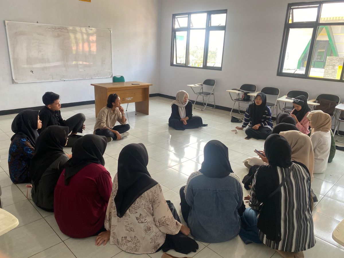 HMPS-ES Gelar Rapat Persiapan Kegiatan Ospek Prodi atau FRESS (Friend in Economic of Syariah)2026