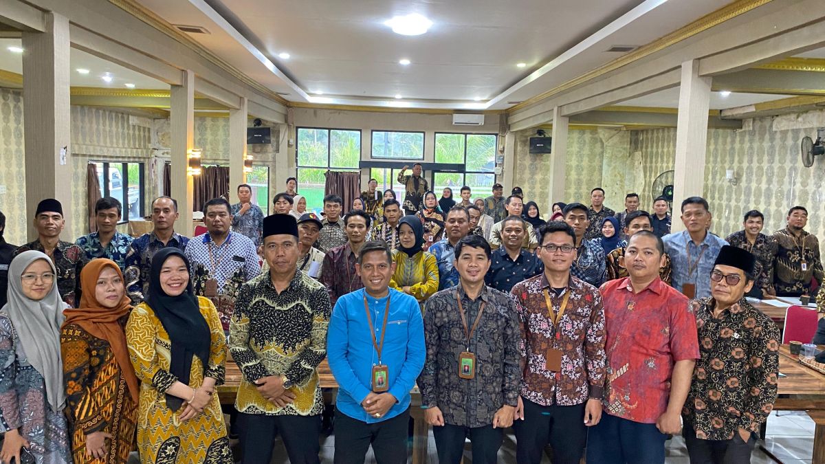 Dosen Prodi HTN IAIN Curup Menjadi Narasumber dalam Kegiatan Penguatan Kapasitas PKD dan PTPS yang diselenggarakan oleh BAWASLU Rejang Lebong Tahun 2024