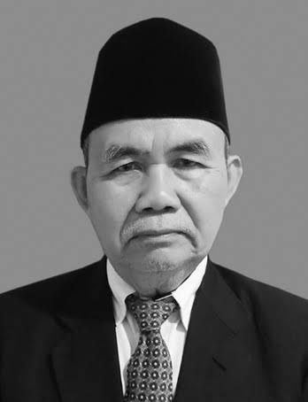Prof. Dr. H. Budi Kisworo, M.Ag